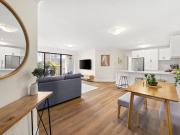 Sun Filled Apartment in Prime Cronulla Setting
