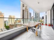 Sun soaked 1 Bedroom Haven with Sweeping City Views