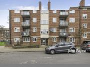 Sunbury Street, London SE18, 2 bed flat to rent, £1,750...