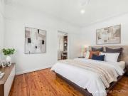 SUNDRENCHED 2 BEDROOM PLUS SUNROOM SEMI WITH PRIVATE GARDEN