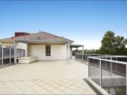 Sundrenched Two Bedroom Penthouse in Sorrento Apartments