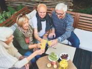 SUNLIFE WARWICK HORIZONS over 50's Not just a place...