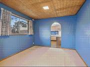 Sunlit Family Living in a Prime Glen Waverley Pocket!