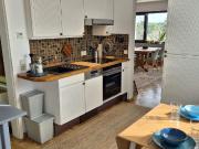 Sunny 2.5 room boutique style apartment surrounded by...