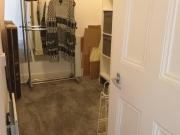 Sunny 2 Bedroom Flat in Hillside Area