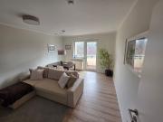 Sunny 2 Room Flat with Balcony & Green Views, Berlin...