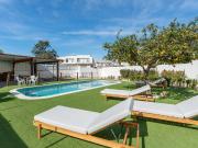 Sunny 3BDR Apt w/ Pool in Ferreiras by LovelyStay