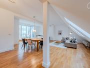 Sunny and calm duplex apartment with large terrace in...