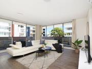 UNDER CONTRACT IN 3 WEEKS CALL JIMMY ZHOU 0410 325 888