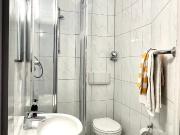 Sunny Appartement, flooded with light and cosy balcony,... Sunny Appartement, flooded with light and cosy balcony,...