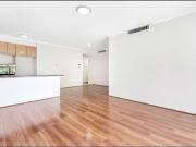 Sunny, Balcony Apartment