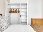 Sunny Brigittenau 1BR w/ Elevator & Storage, nr Augarten