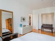 Sunny & exclusive Penthouse with Rooftop Terrace in...