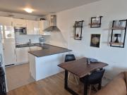 Sunny flat directly at East Side Gallery Great View to...