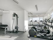 Sunny Leopoldstadt 1BR w/ Gym & Loggia, near U2, Vienna...
