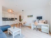 Sunny modern 2 room apartment first move in with...