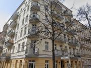 Sunny Rooftop Apartment with 2 Terraces at Mauerpark /...