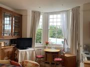 Sunny Studio No Couples. Prefer Female Inc Bills Sunny Studio No Couples. Prefer Female Inc Bills