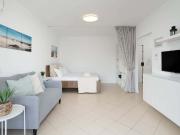 Sunny Studio W/ Balcony in Portimão