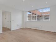 Sunrise Parkway, Milton Keynes MK14, 2 bed flat to rent,...