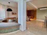 Sunset Boulevard Apto