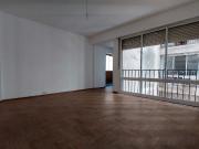 SUPER AMPLIO DEPARTAMENTO EN PLENO CENTRO DE LA CIUDAD