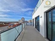 Super Apartamento T2, na baixa de Faro com vista mar e...