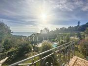 SUPER CANNES VILLA AVEC PISCINE ET VUE MER