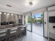 SUPER CANNES VILLA CONTEMPORAINE VUE MER CONTEMPORAINE A...