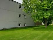 Super Cute 2 Bdrm Home Avail. MARCH 1ST / APRIL 1ST!