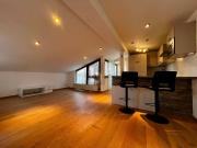 SUPER LAGE IN RUHIGER GEGEND UND ZWEI TERRASSEN MIT...