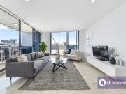 Super Unique Luxurious Split Level Penthouse with City...