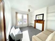 Superb 2 dble bed penthouse flat ZONE 2