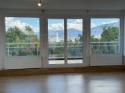 Superb 6.5 room penthouse new with 2 terraces and view...