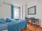 Superb air conditioned apartment in the heart of Paris 1...