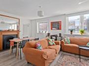 Superb Four Double Bedroom Maisonette Rosbury SW15