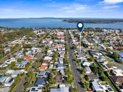 SUPERB LOCATION, LOW MAINTENANCE COASTAL LIVING!