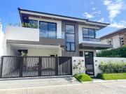 Superb Modern Contemporary House and Lot For Sale in BF...