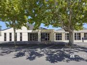 SUPERB MODERN OFFICE SPACE