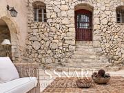 Superbe ancienne bergerie en pierre rénovée avec vue mer...