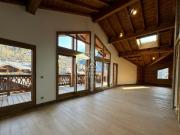 Superbe Appartement duplex de 3 chambres et un coin...