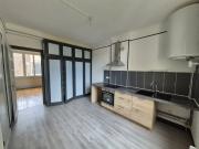 SUPERBE APPARTEMENT RENOVE PROCHE CENTRE VILLE