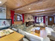 Superbe chalet de 5 chambres à seulement 200m des pistes...
