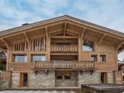 Superbe chalet de 6 chambres, orienté sud ouest, situé...