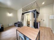 Superbe F1 rénové à NEUF et meublé Cours Fauriel avec...