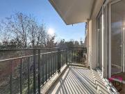 Superbe F2 avec balcon et vue dégagée sur la vallée de...