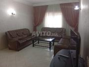 Superbe Haut Standing Couple Filles Célibataires