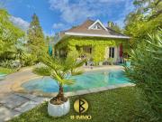 superbe maison 210m2 5 chambres, garage, piscine sur un...