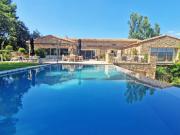 Superbe maison avec piscine et vue sur le Luberon