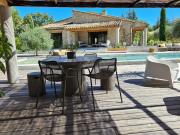 Superbe maison en pierres avec piscine dans le Luberon